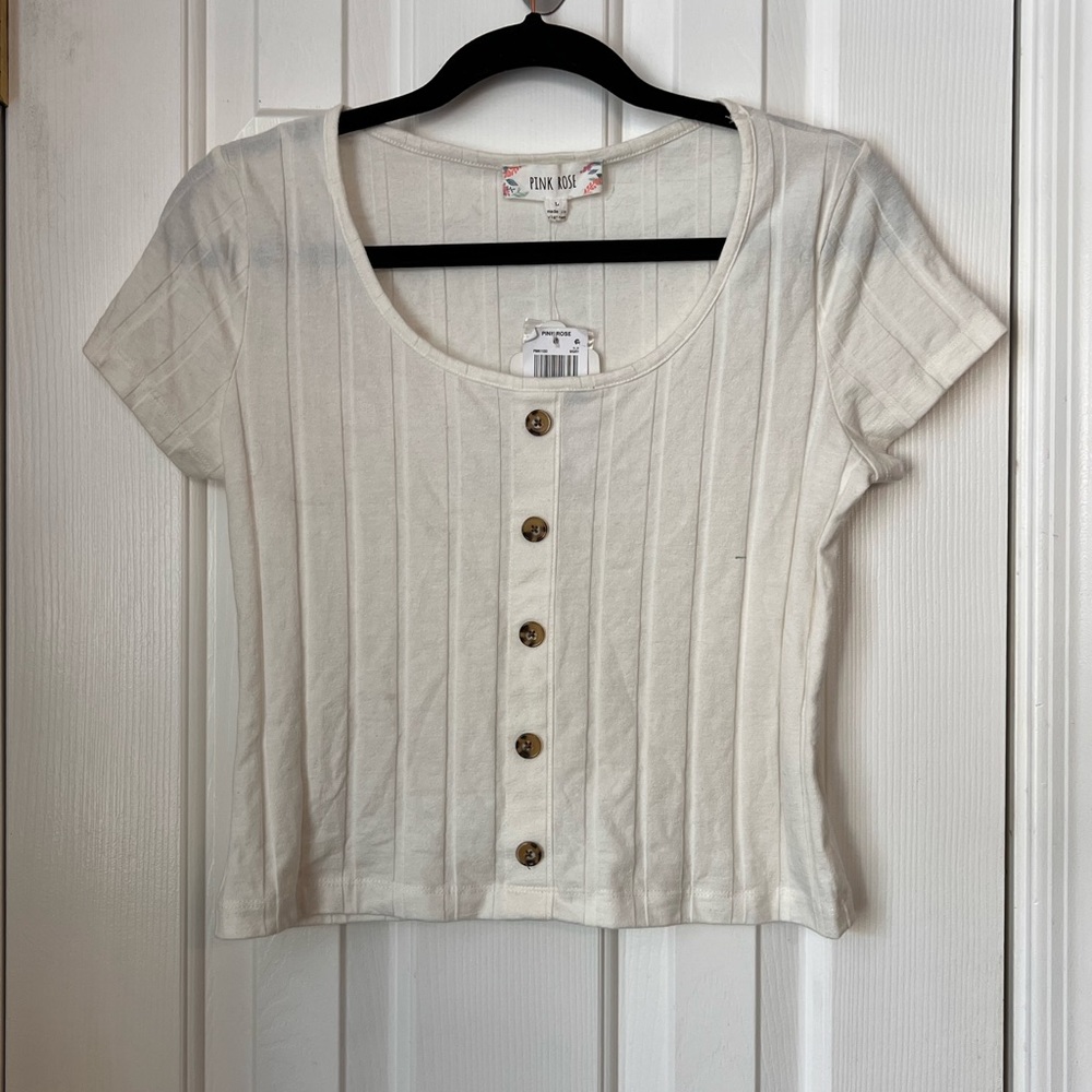 NWT Pink Rose - Ivory Crop top with buttons, Size Large